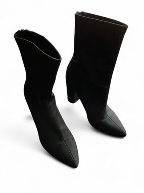 Women’s Black Pointed Toe Ankle Boots